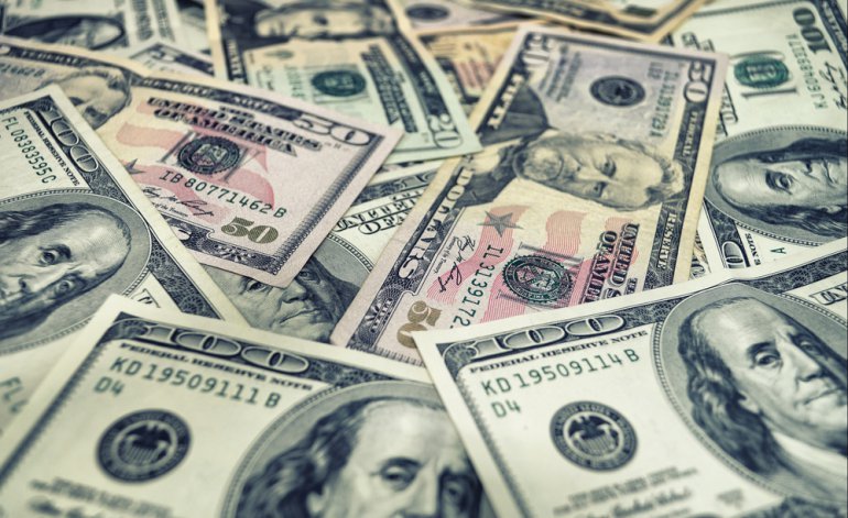 El fin del cepo no frenó la fuga de capitales: rondó los US$10.000 millones en 2016 El fin del cepo no frenó la fuga de capitales: rondó los US$10.000 millones en 2016 | El Destape