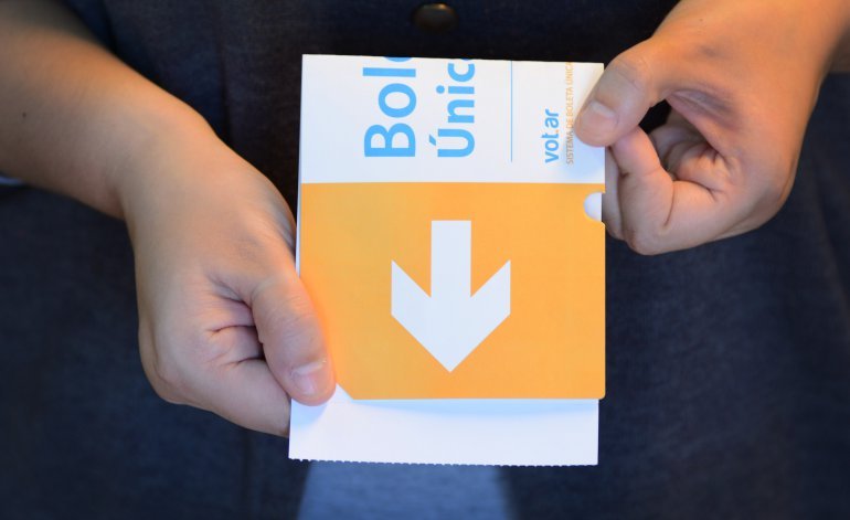 Elecciones: El Congo hizo trampa para ganar con máquinas que quiso usar Macri Elecciones: El Congo hizo trampa para ganar con máquinas que quiso usar Macri | El Destape