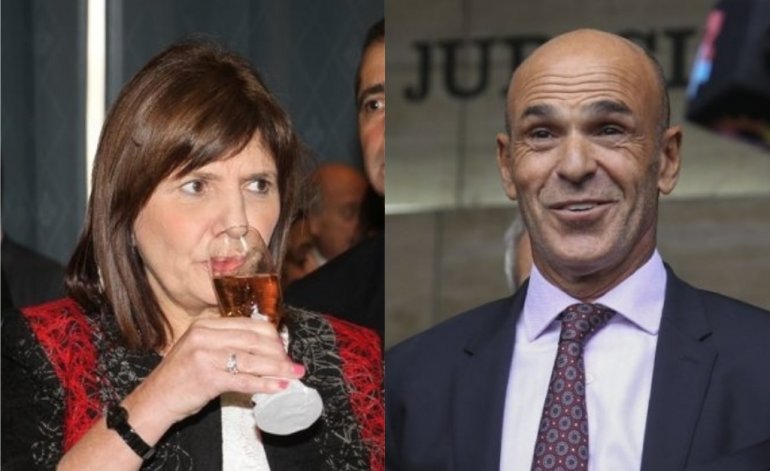 Arribas y la AFI le regalaron un champagne a Patricia Bullrich Arribas y la AFI le regalaron un champagne a Patricia Bullrich | El Destape