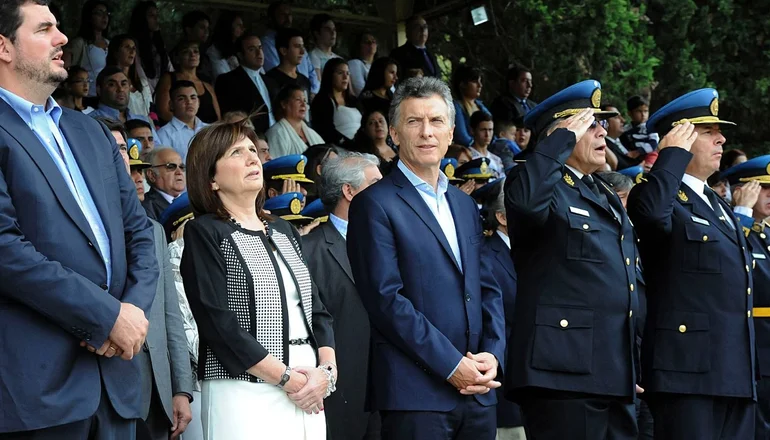 Bullrich usó la línea de denuncias anónimas para “ir de pesca” contra CFK