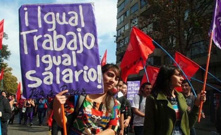 Paro 8M: Una mujer cobra 25% menos que un hombre y un 46% menos si solo cuentan con nivel primario Paro 8M: Una mujer cobra 25% menos que un hombre y un 46% menos si solo cuentan con nivel primario | El Destape