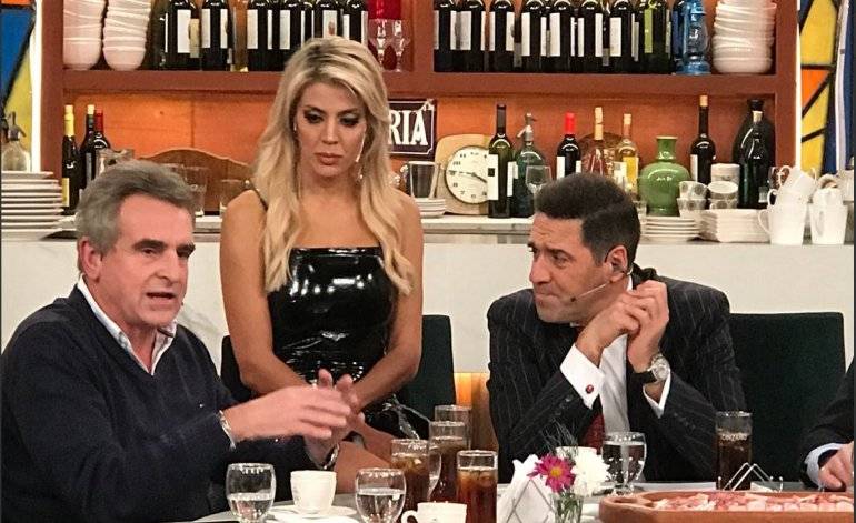 Iúdica defendió a Guillermo Moreno y sorprendió a todos en Polémica en el Bar Iúdica defendió a Guillermo Moreno y sorprendió a todos en Polémica en el Bar | El Destape