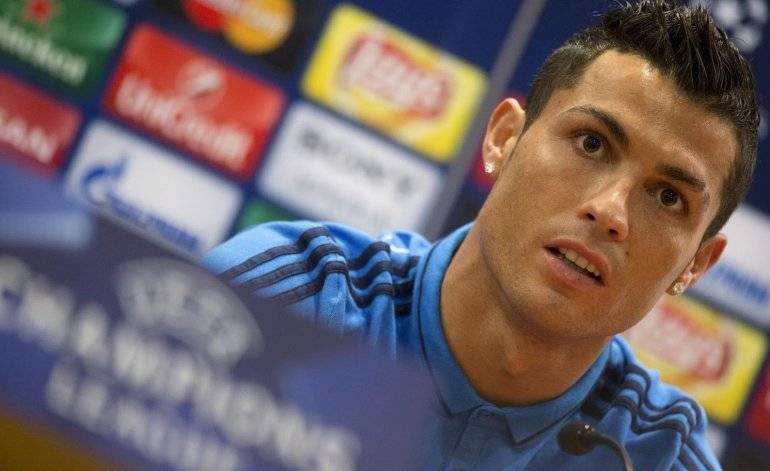 El polémico titular de Olé por la denuncia de violación contra CR7 que causó indignación en las redes El polémico titular de Olé por la denuncia de violación contra CR7 que causó indignación en las redes | El Destape