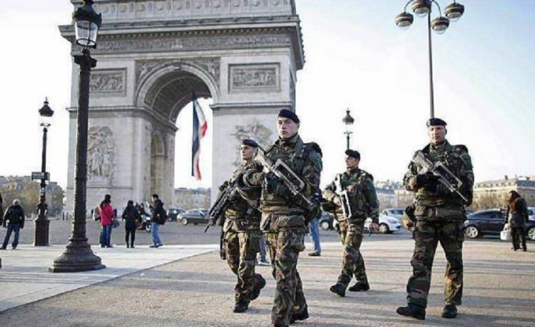 Los militares franceses contra los chalecos amarillos Los militares franceses contra los chalecos amarillos | El Destape