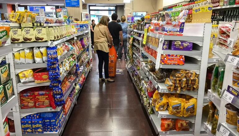 El precio de los alimentos se disparó por encima del promedio en 2020