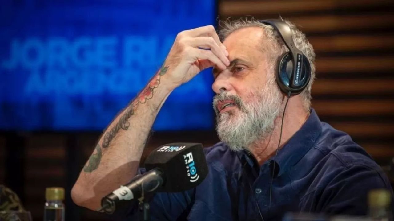 Jorge Rial, en su programa radial "Argenzuela"