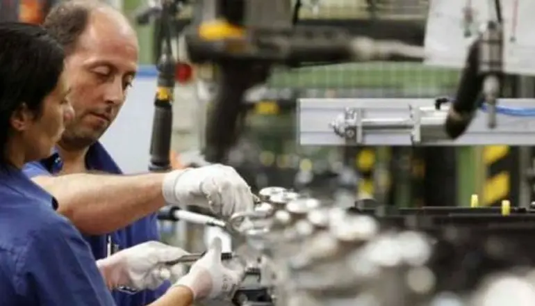 La UIA informó que la industria creció 6,5% el año pasado