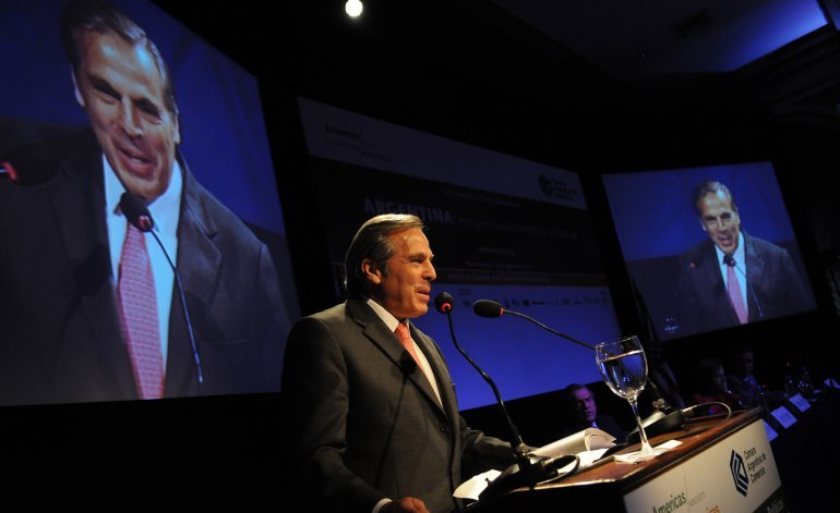 Votó el gobernador neuquino y pidió "no dramatizar la situación" por las cenizas Votó el gobernador neuquino y pidió "no dramatizar la situación" por las cenizas | El Destape