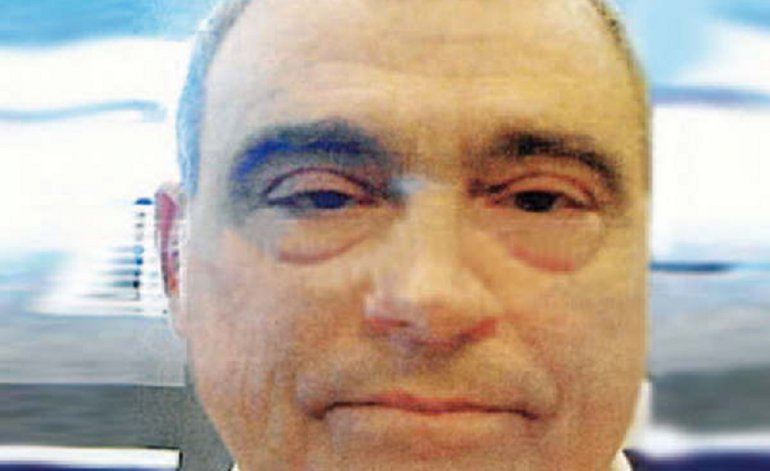 La Justicia imputó a Stiuso por ocultar información sobre el atentado a la AMIA La Justicia imputó a Stiuso por ocultar información sobre el atentado a la AMIA | El Destape