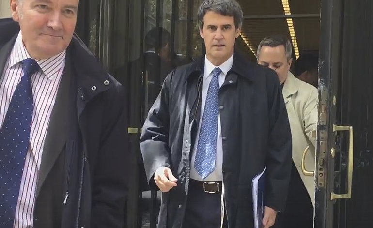 A dos días del pago a los buitres, Prat Gay todavía no tiene los fondos A dos días del pago a los buitres, Prat Gay todavía no tiene los fondos | El Destape