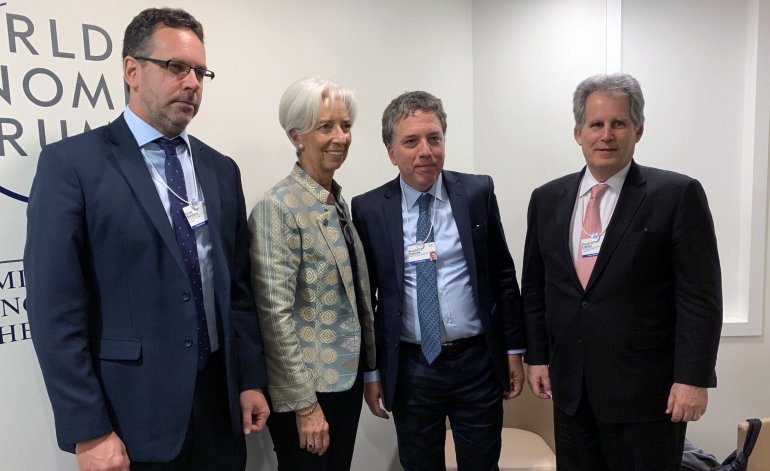 El cepo cambiario impuesto por el FMI y las tribulaciones de los banqueros El cepo cambiario impuesto por el FMI y las tribulaciones de los banqueros | El Destape