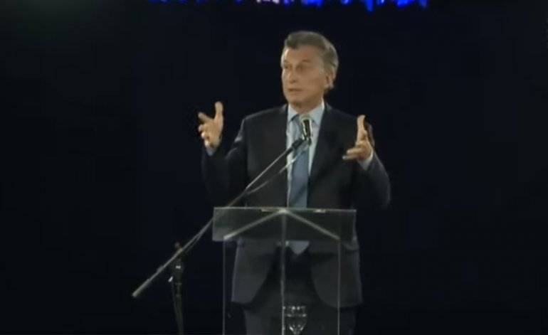 Tras cobrar subsidios en Mirgor, Mauricio Macri atacó a la industria de Tierra del Fuego en la cena de CIPPEC Tras cobrar subsidios en Mirgor, Mauricio Macri atacó a la industria de Tierra del Fuego en la cena de CIPPEC | El Destape
