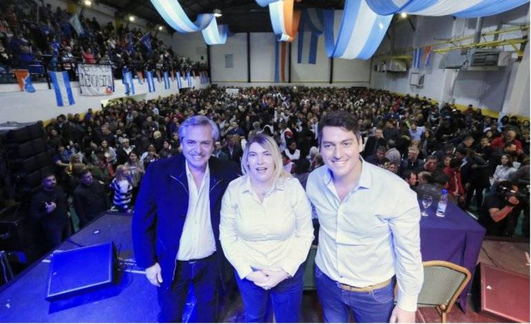 Alberto Fernández visitó Tierra del Fuego: "Tenemos que estar unidos para que la gente deje de perder" Alberto Fernández visitó Tierra del Fuego: "Tenemos que estar unidos para que la gente deje de perder" | El Destape
