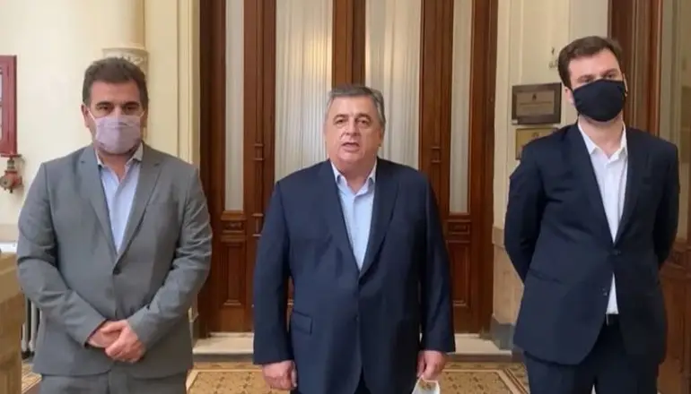Nuevo embate de la oposición: llamó a sesión especial para bajar impuestos a los ricos