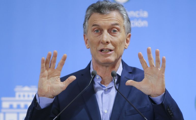 La fuga de capitales en abril fue de más de U$S 2.000 millones La fuga de capitales en abril fue de más de U$S 2.000 millones | El Destape