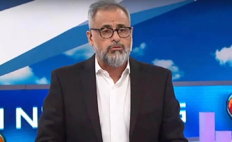 La explosiva reacción de Rial contra la Armada por un tuit sobre el ARA Belgrano: "¡La puta que los parió! ¿Tan cipayos pueden ser? " La explosiva reacción de Rial contra la Armada por un tuit sobre el ARA Belgrano: "¡La puta que los parió! ¿Tan cipayos pueden ser? " | El Destape