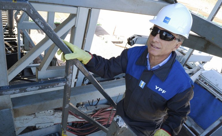 Licitación offshore: YPF irá junto a empresa con directora ex asesora petrolera de los kelpers Licitación offshore: YPF irá junto a empresa con directora ex asesora petrolera de los kelpers | El Destape