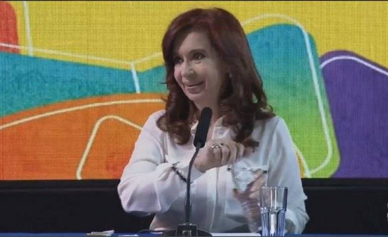 Cristina Kirchner vice: el guiño de CFK al feminismo en el video en que anuncia su candidatura Cristina Kirchner vice: el guiño de CFK al feminismo en el video en que anuncia su candidatura | El Destape