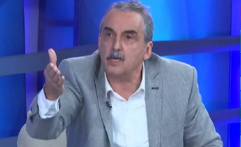 Guillermo Moreno atacó a Alberto Fernández y se peleó con una periodista Guillermo Moreno atacó a Alberto Fernández y se peleó con una periodista | El Destape
