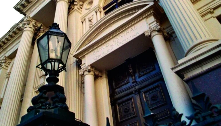 Por primera vez en el año, el Central cerró junio con aumento de reservas