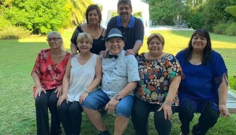 Diego Maradona, muerte de Maradona, hermanas de Maradona