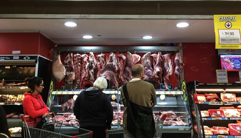 Carnes en una carnicería con precios cuidados