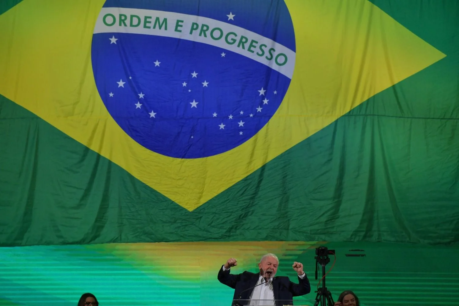 Para el equipo de Lula, la moneda única sudamericana busca anticiparse al  mundo posterior a la guerra en Ucrania | El Destape