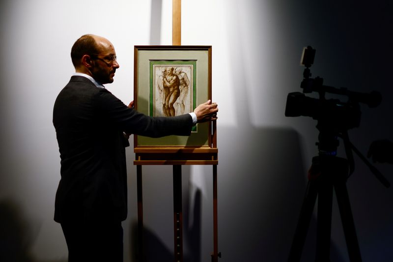 Un dibujo en tinta de Miguel Ángel alcanza 23 millones de euros en subasta en París