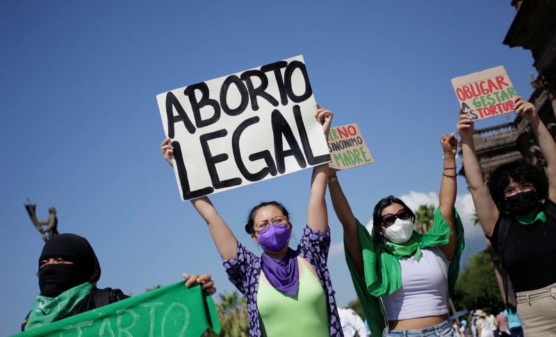 El Salvador condenó por primera vez a la pena máxima a una mujer por un aborto espontáneo | Aborto