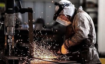 La actividad industrial y la construcción crecieron más del 7% en agosto | Indec