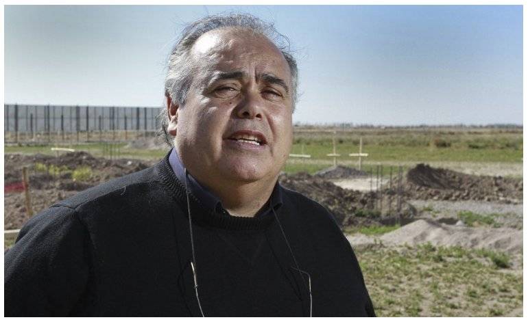 Castillo, el "Rey de La Salada", iba a ser candidato por Cambiemos Castillo, el "Rey de La Salada", iba a ser candidato por Cambiemos | El Destape