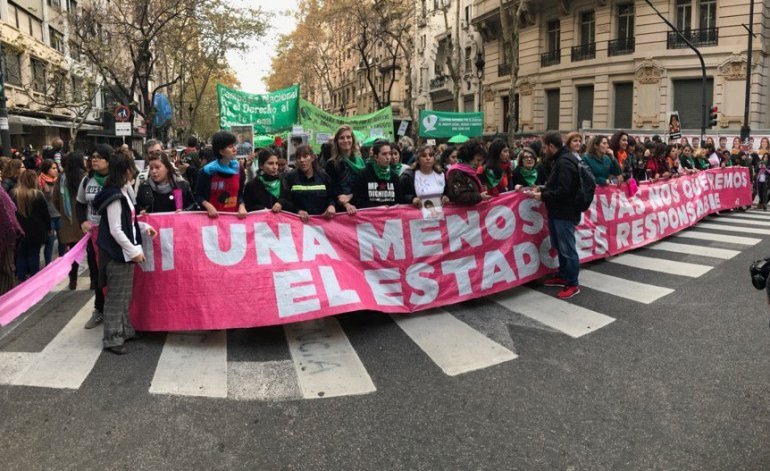 Un cartel contra Macri en la marcha #NiUnaMenos recordó la frase de Cristina Un cartel contra Macri en la marcha #NiUnaMenos recordó la frase de Cristina | El Destape