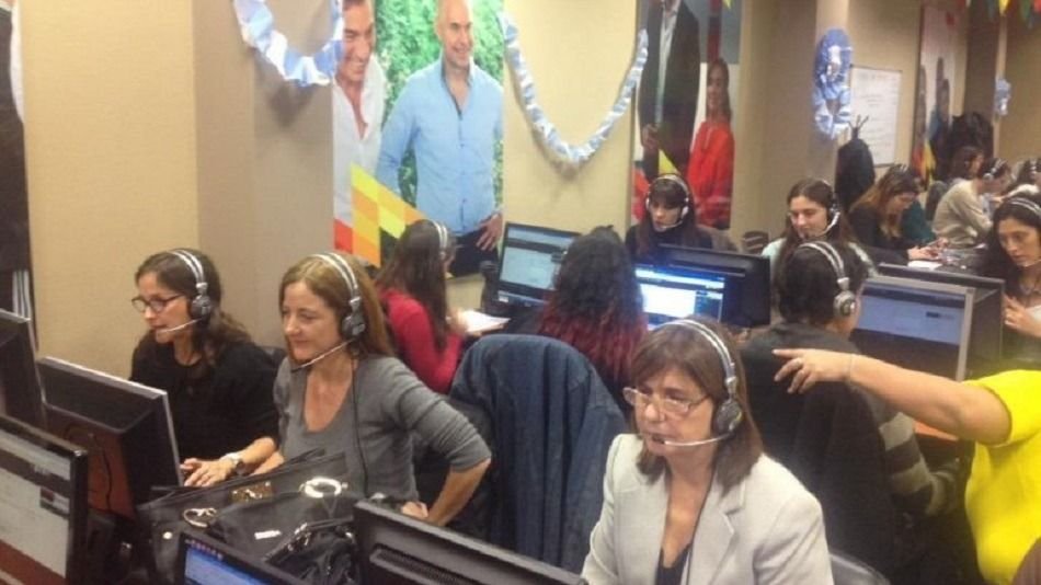 Así funciona el troll center de Cambiemos contra Cristina Kirchner Así funciona el troll center de Cambiemos contra Cristina Kirchner | El Destape