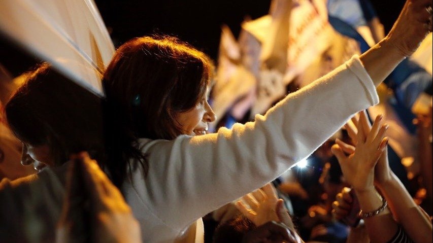 VIDEO: Cristina Kirchner llegó a Chaco y tuvo un espectacular recibimiento VIDEO: Cristina Kirchner llegó a Chaco y tuvo un espectacular recibimiento | El Destape