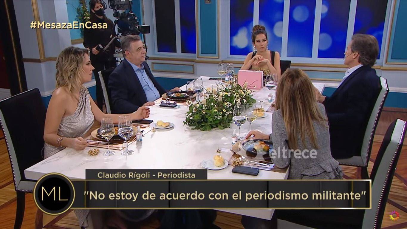 Juana Viale y Claudio Rígoli en la mesa de Mirtha Legrand