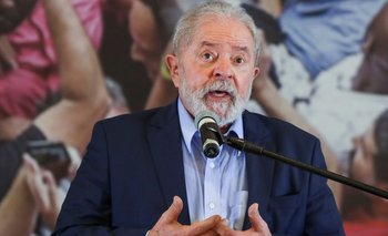 Lula apuntó contra Bolsonaro por no exigir el pasaporte de vacunación a viajeros | Joao doria
