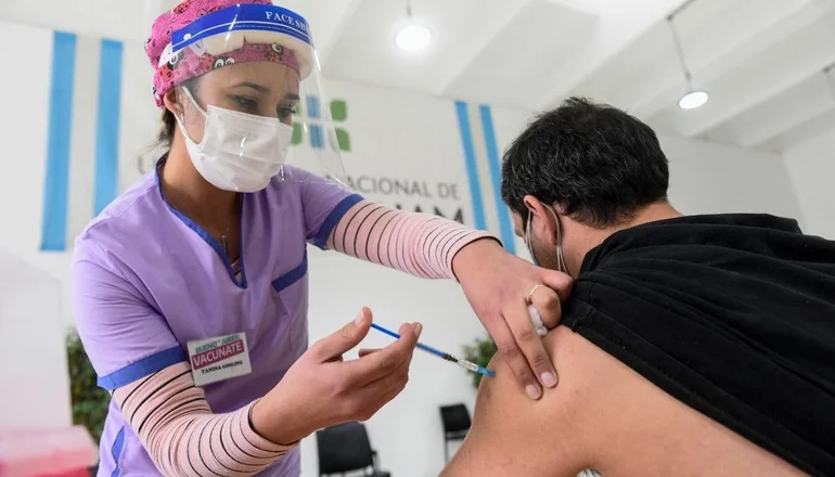 Plan-de-vacunacion-en-la-Provincia-de-Buenos-Aires