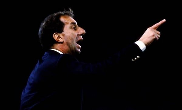 Reapareció Bilardo para celebrar los 35 años de la última Copa del Mundo que ganó Argentina - Vimarsana News