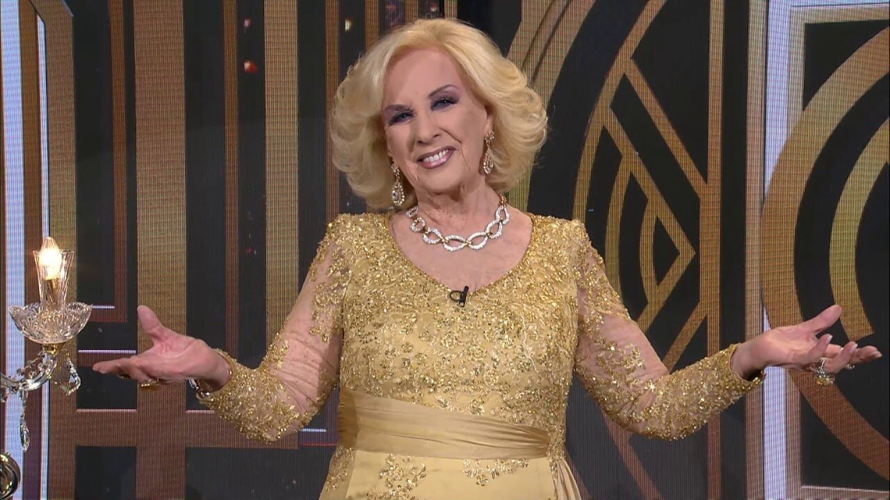 Mirtha contó una anécdota de violencia entre Susana y Monzón Mirtha contó una anécdota de violencia entre Susana y Monzón | El Destape