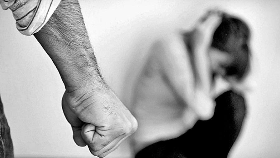 Doble maltrato: La echaron del Estado por pedir licencia por sufrir violencia de género Doble maltrato: La echaron del Estado por pedir licencia por sufrir violencia de género | El Destape