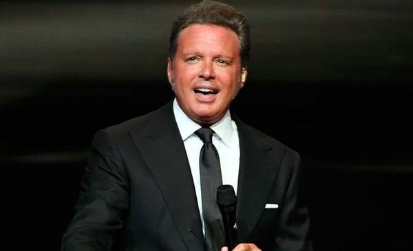 Luis Miguel fue operado de urgencia tras una fuerte caída | El Destape