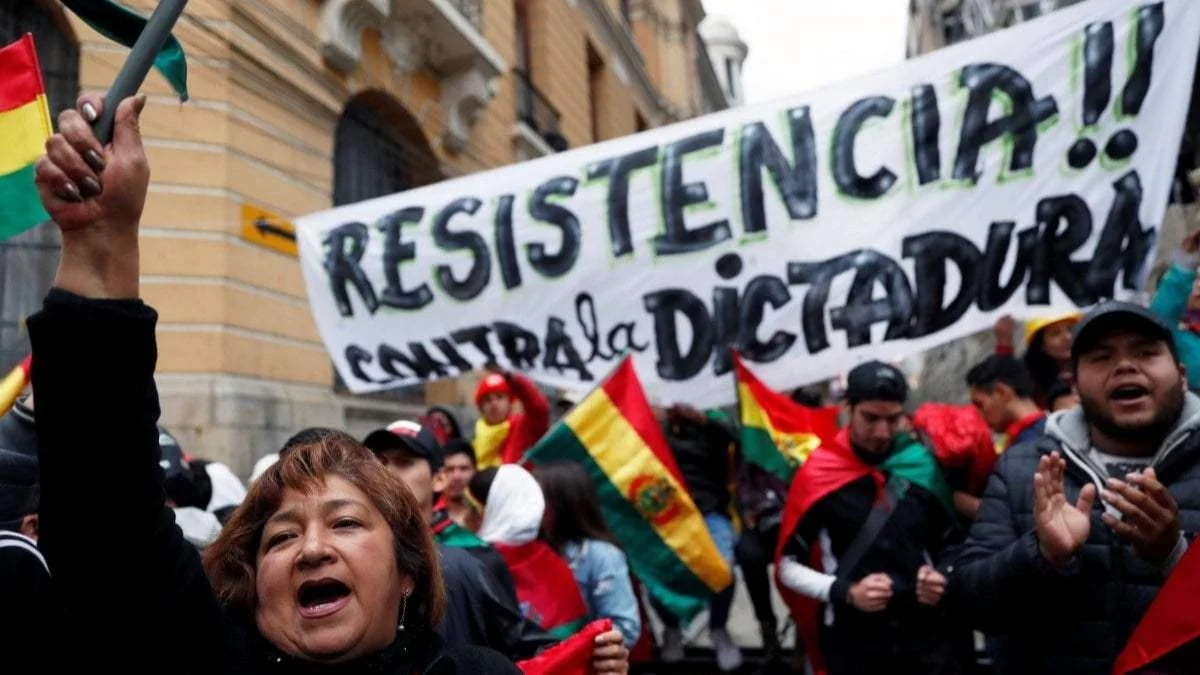 La AFI investiga si sus agentes tuvieron responsabilidad en el golpe en Bolivia