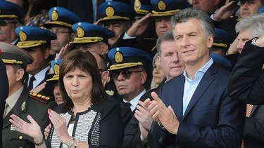 Armas a Bolivia: embajadores de EEUU visitaron a Macri en los días del embarque