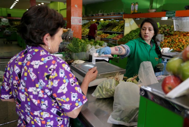 La alimentación saludable, 17 por ciento más cara que la canasta básica | Economía