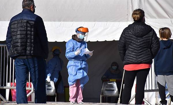 Brote de casos COVID-19 en Córdoba por la variante Delta: cinco imputados y detenidos - Vimarsana News