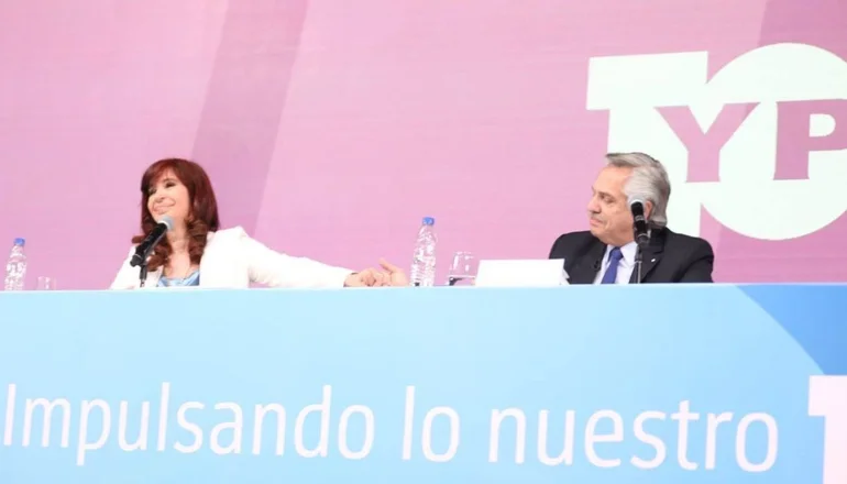 Alberto y Cristina se reúnen en Olivos tras el arribo de Batakis a Economía