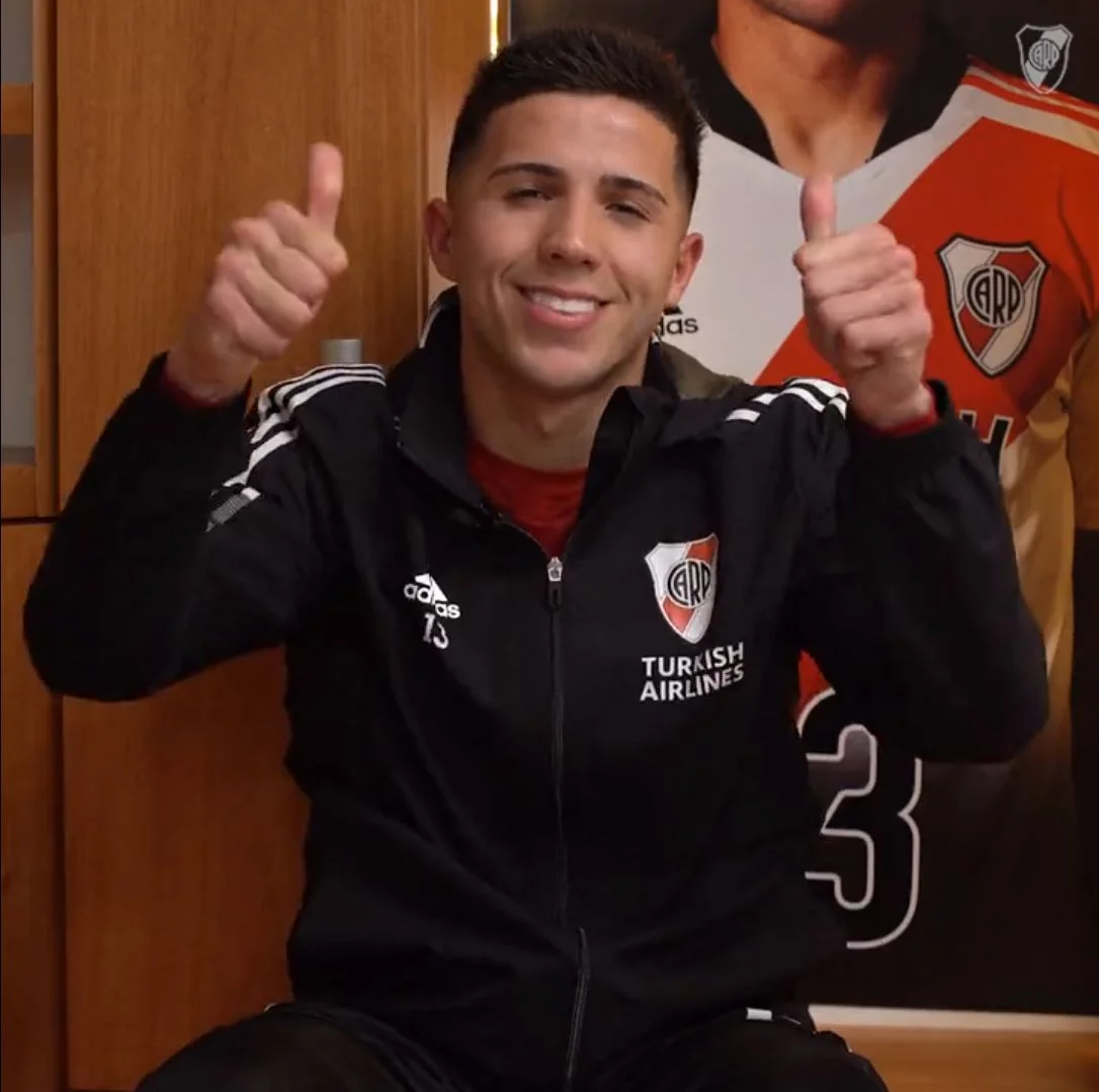 Enzo Fernández, River, fútbol, mercado de pases, deportes, redes sociales, Benfica