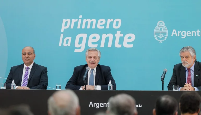 Alberto Fernández criticó la meritocracia: "Solo existe con iguales condiciones"