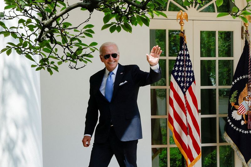 Con miras en las elecciones de medio término, Joe Biden promulgó la ley antiinflación  | Estados unidos