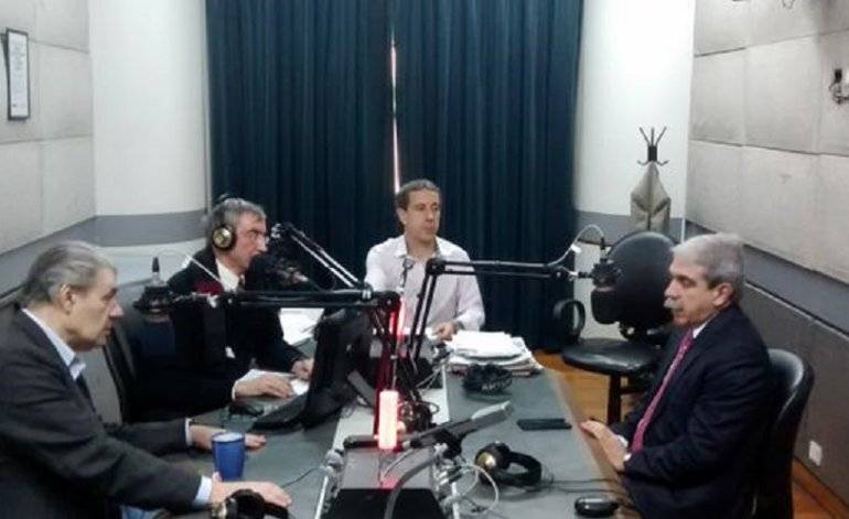 Triple Crimen: el picante cruce entre Aníbal Fernández y Nelson Castro Triple Crimen: el picante cruce entre Aníbal Fernández y Nelson Castro | El Destape